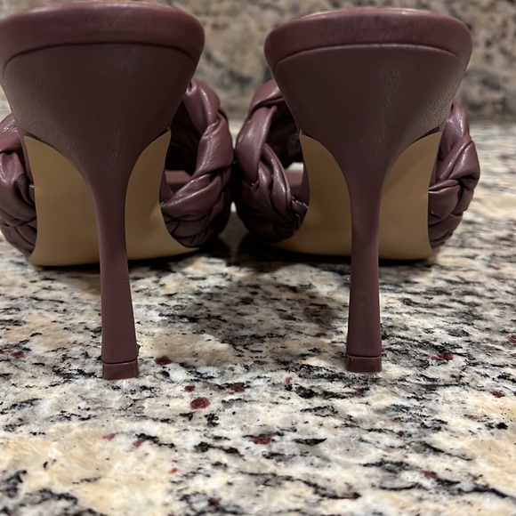 Steve Madden Faux Leather heels - Picture 4 of 6